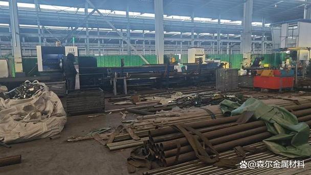 解读靠谱的金属栏杆直销工厂 从材料到选购的避坑指南